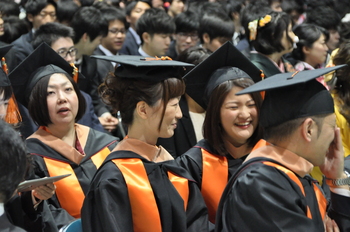 20170327graduation3.JPG